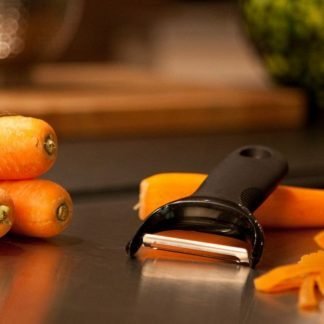 Good Grips Y peeler