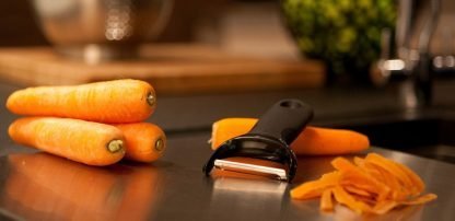 Good Grips Y peeler